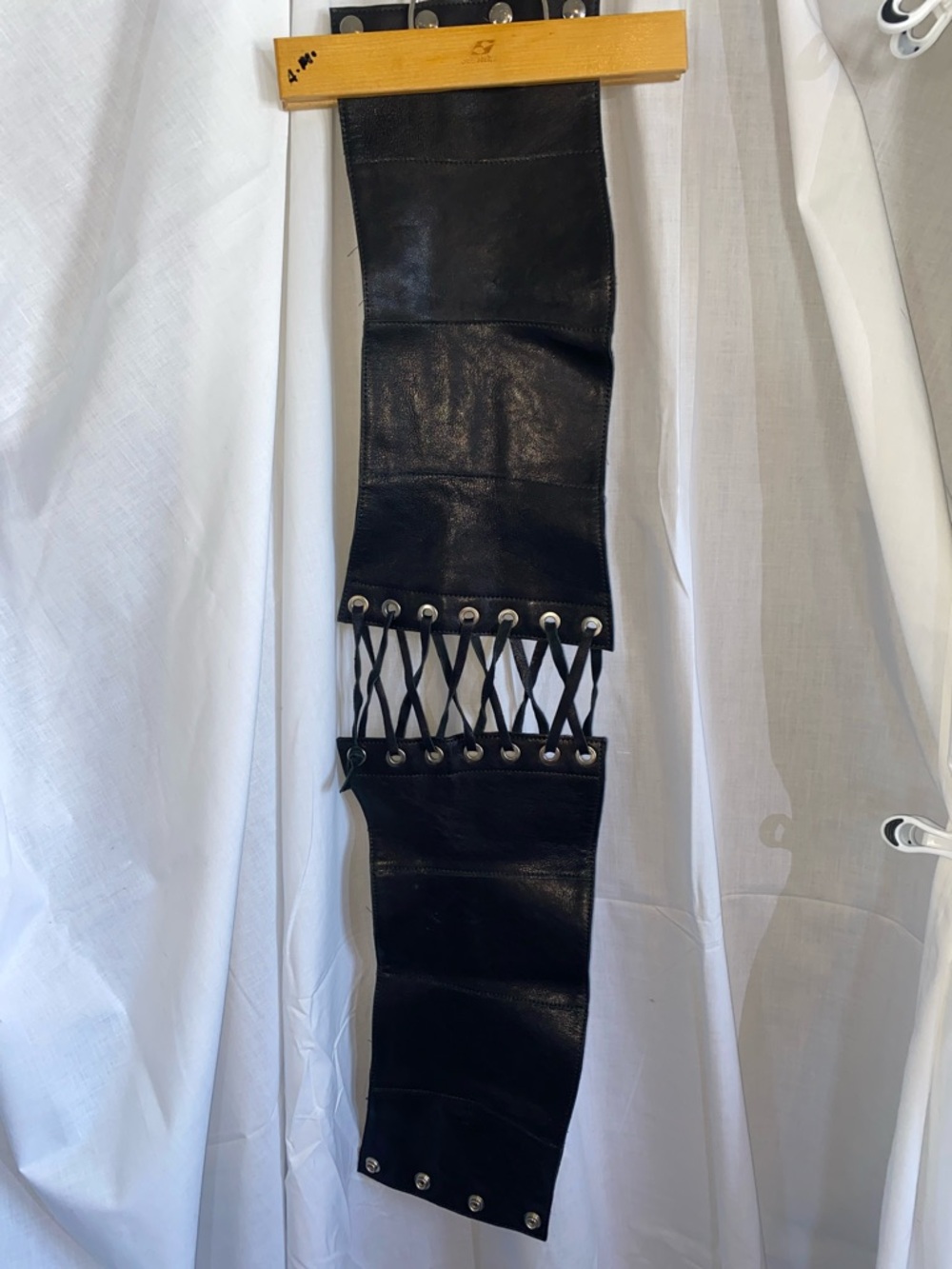 BLACK LEATHER CORSET BELT